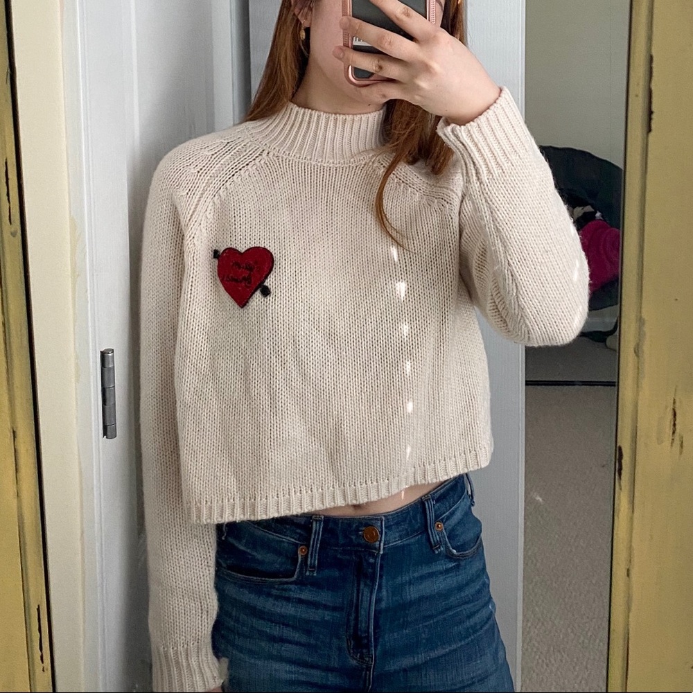 Forever 21 creme beige “💘” sweater ✨